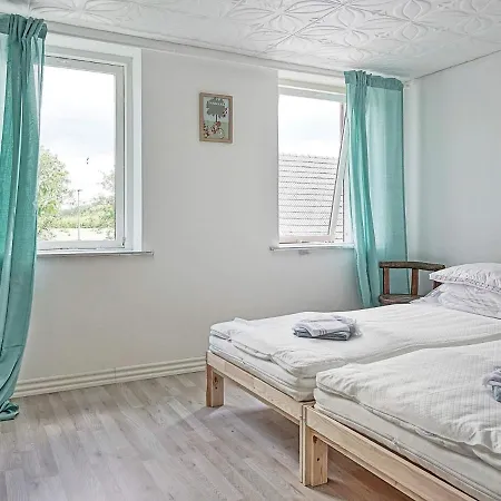 Aakirkeby Ii Apartment